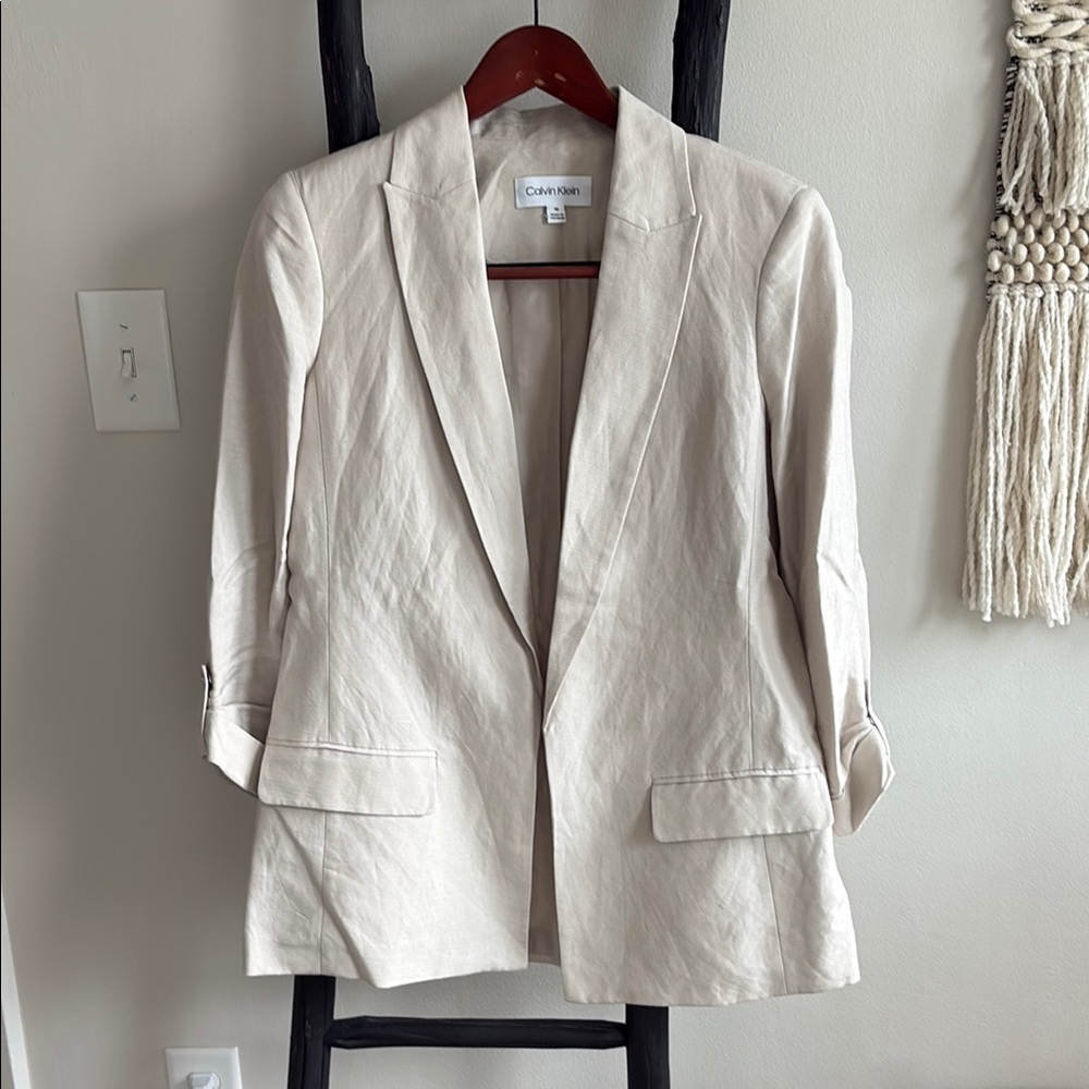 NWOT Calvin Klein Women's Cream Linen Blend Blazer. Sz 10